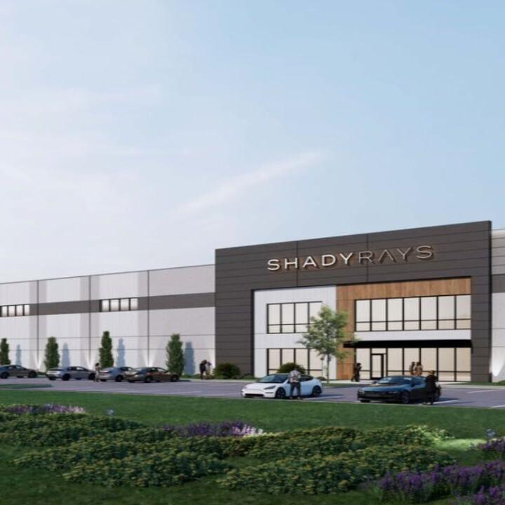 Louisville-based Shady Rays opens storefront in Minnesota's Mall of America